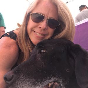 Meet your Posher, Cari